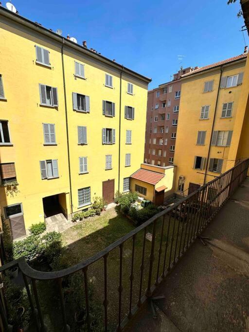 Xenia Apartments - Charming Garden Suite In Porta Venezia Milánó Kültér fotó